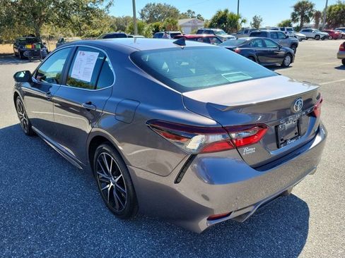Used 2023 Toyota Camry SE image 12