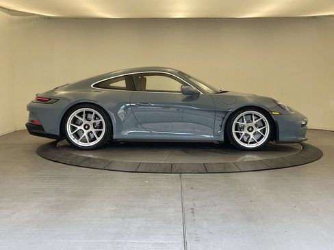 Certified 2024 Porsche 911 GT3 RS RWD image 8