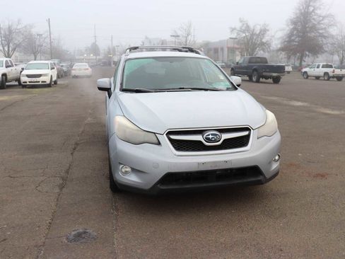 Used 2014 Subaru Crosstrek 2.0i Limited w/ Popular Package #2 image 3