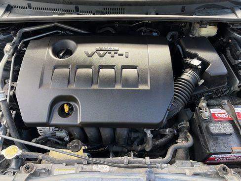 Used 2015 Toyota Corolla L image 24