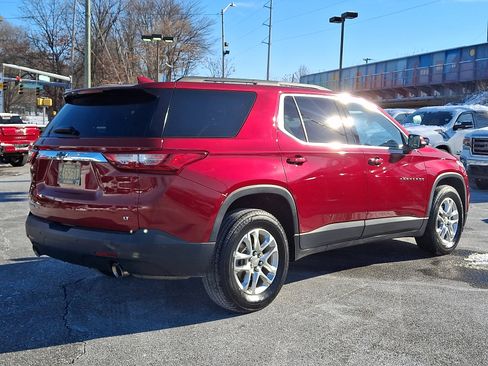 Used 2020 Chevrolet Traverse LT w/ Driver Confidence II Package image 6