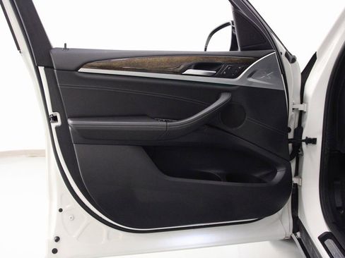 Used 2019 BMW X3 xDrive30i w/ Convenience Package image 18