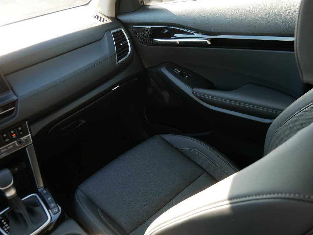 Used 2026 Kia Seltos EX AWD/4WD image 16