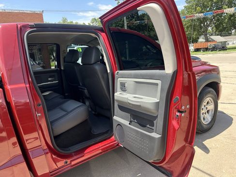 Used 2008 Dodge Dakota Laramie AWD/4WD image 19