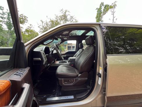 Used 2017 Ford F250 King Ranch w/ King Ranch Ultimate Package image 16