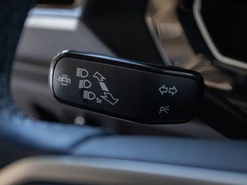 Used 2024 Volkswagen Jetta SE image 14