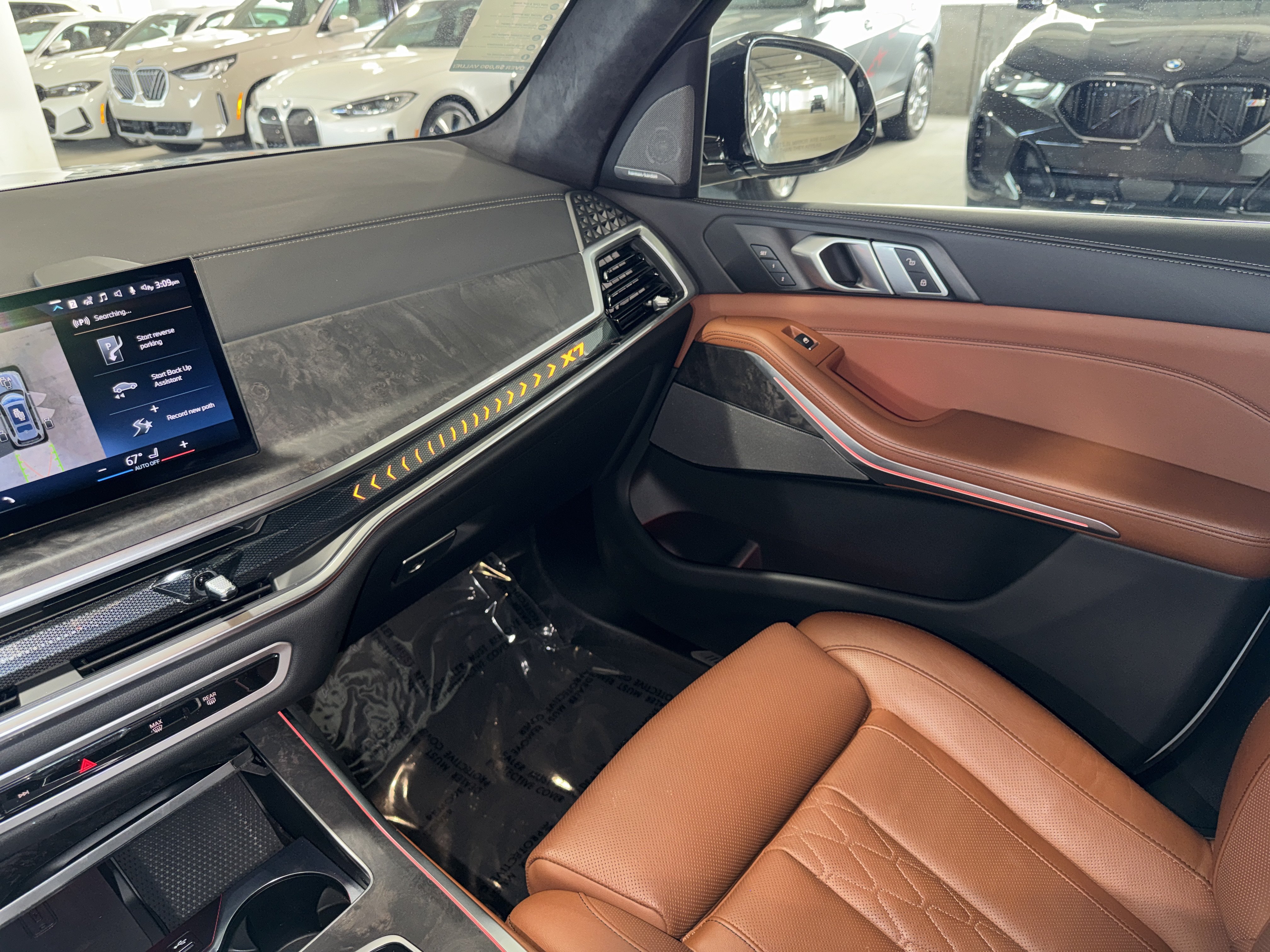 Certified 2026 BMW X7 xDrive40i w/ M Sport Package AWD/4WD image 32