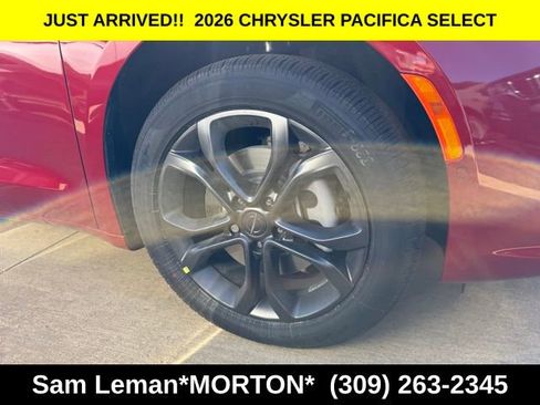 New 2026 Chrysler Pacifica Select image 4