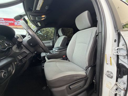 Used 2021 RAM 2500 Big Horn AWD/4WD image 5