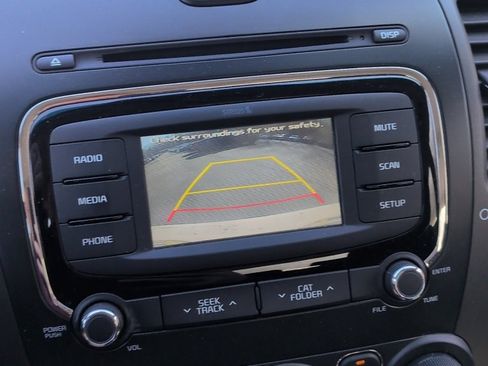 Used 2018 Kia Forte LX w/ LX Rear Camera Package image 7