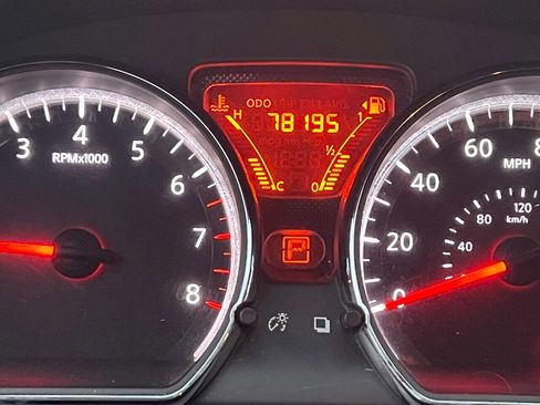 Used 2014 Nissan Versa Note SV image 10