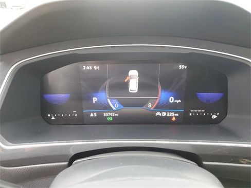 Used 2023 Volkswagen Tiguan SE image 12