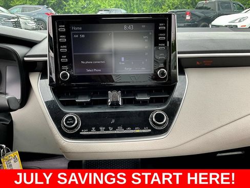 Used 2020 Toyota Corolla LE FWD image 15