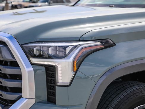 Certified 2024 Toyota Tundra Limited AWD/4WD image 9