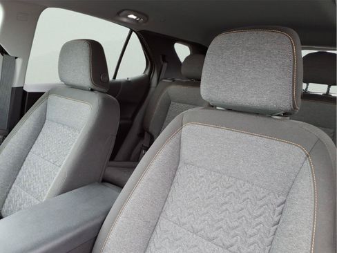 Used 2024 Chevrolet Equinox LT w/ LPO, Floor Liner Package FWD image 18