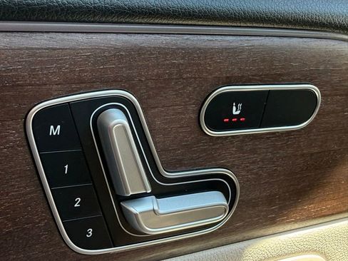 Used 2020 Mercedes-Benz GLB 250 image 19