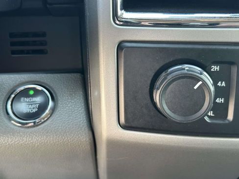 Used 2017 Ford F150 Lariat AWD/4WD image 24