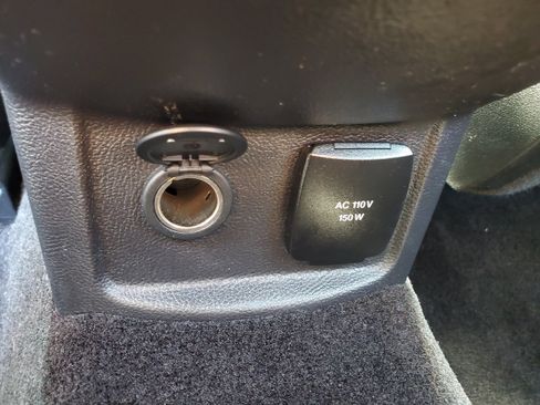 Used 2018 Ford Fusion SE FWD image 28