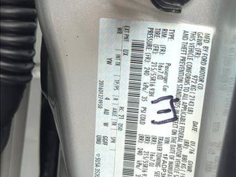 Used 2016 Ford Focus SE FWD image 28