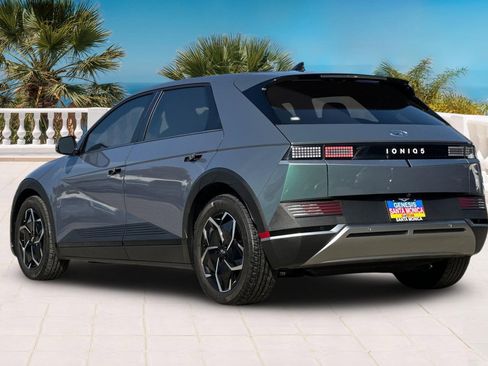 Used 2024 Hyundai Ioniq 5 SE image 6