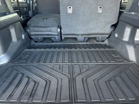 Used 2025 Toyota 4Runner SR5 image 17