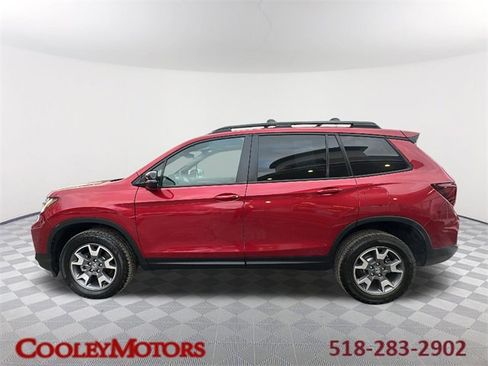 Used 2023 Honda Passport TrailSport image 1