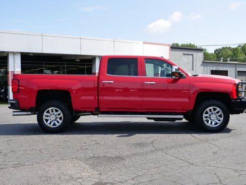 Used 2019 Chevrolet Silverado 2500 LTZ w/ Duramax Plus Package AWD/4WD image 53