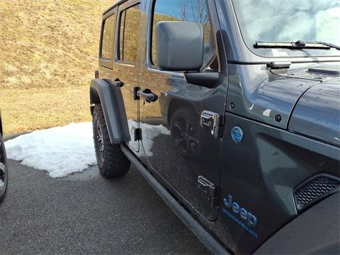 Used 2025 Jeep Wrangler Unlimited Sport S 4xe image 5