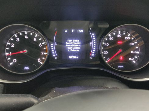 Used 2019 Jeep Compass Latitude w/ Safety & Security Group image 23