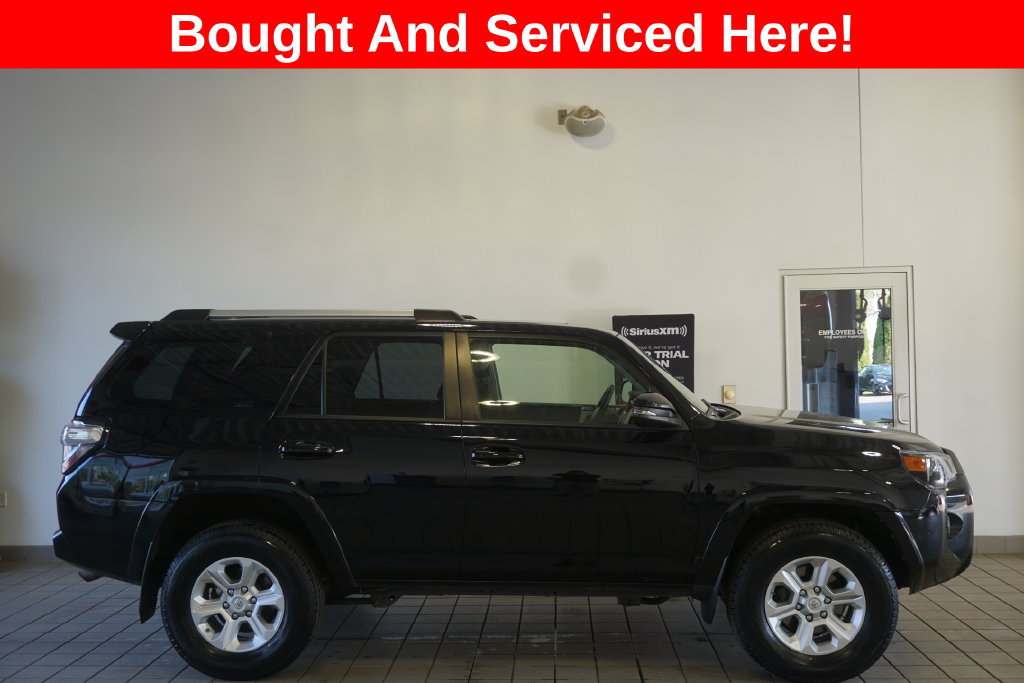 Used 2021 Toyota 4Runner SR5 Premium w/ Moonroof Package AWD/4WD image 2