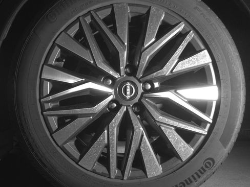 Used 2025 Nissan Altima 2.5 SV image 14