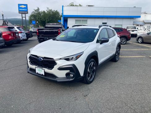 Used 2024 Subaru Crosstrek 2.5i Limited AWD/4WD image 27