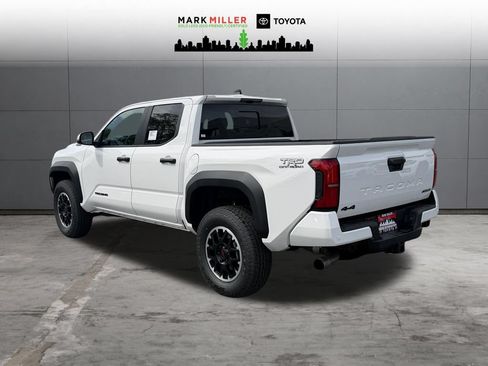 New 2026 Toyota Tacoma TRD Off-Road w/ TRD Off Road Upgrade Package AWD/4WD image 3