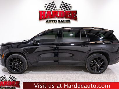 Used 2024 Chevrolet Traverse RS