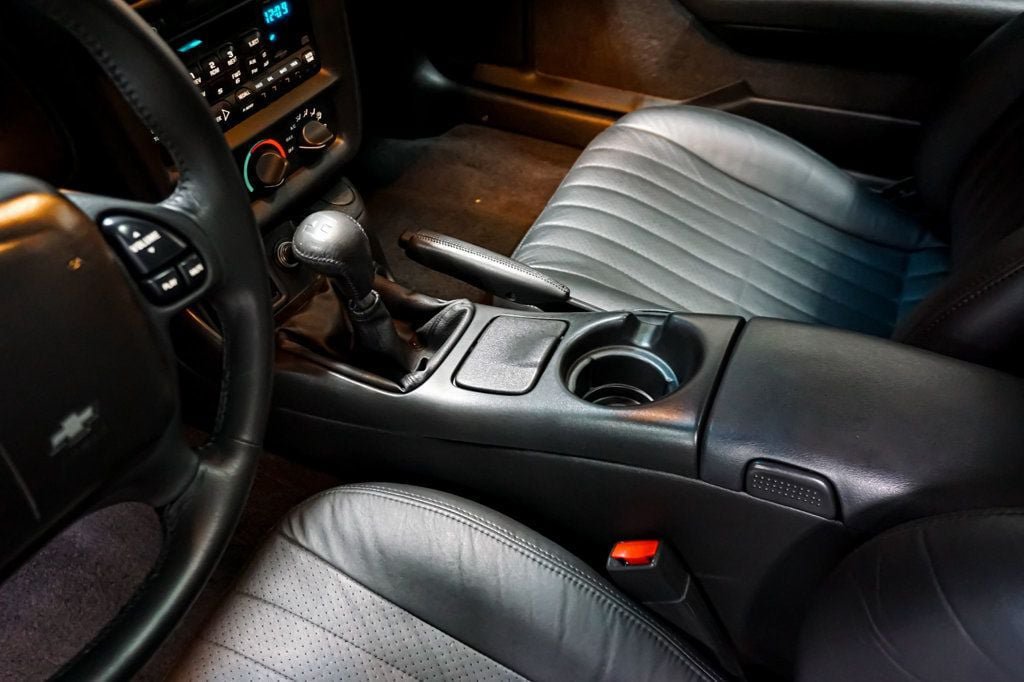 Used 2002 Chevrolet Camaro Z28 w/ SS Performance/Appearance Pkg RWD image 17