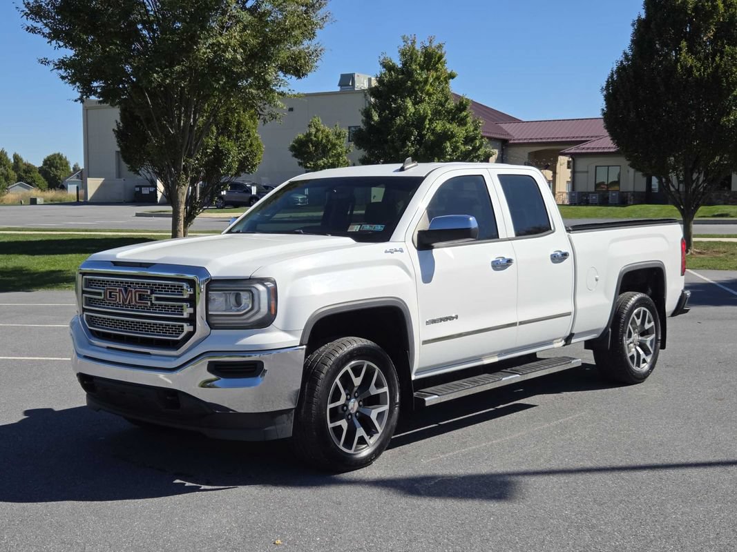 Used 2016 GMC Sierra 1500 4x4 Double Cab w/ Sierra Convenience Package image 4