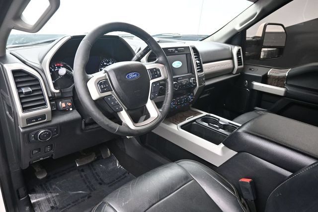 Used 2019 Ford F250 Lariat w/ Lariat Ultimate Package AWD/4WD image 10