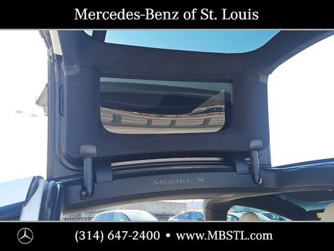 Used 2022 Tesla Model X image 13