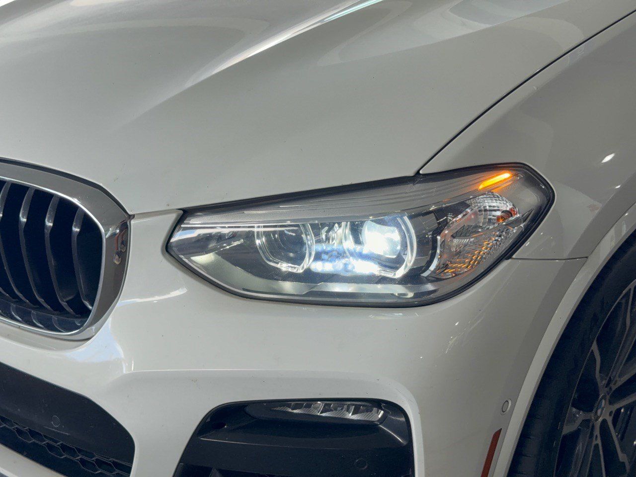 Used 2020 BMW X3 xDrive30i w/ M Sport Package 2 AWD/4WD image 9