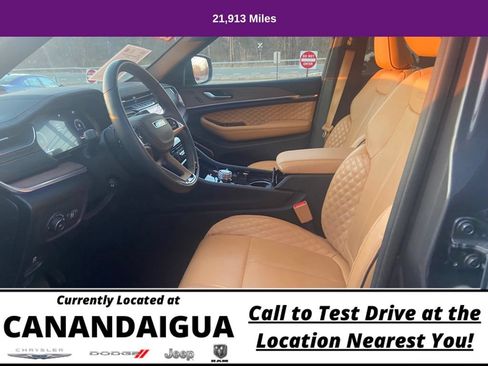 Used 2022 Jeep Grand Cherokee Summit AWD/4WD image 16