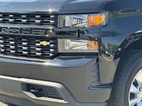 Used 2021 Chevrolet Silverado 1500 Custom image 6
