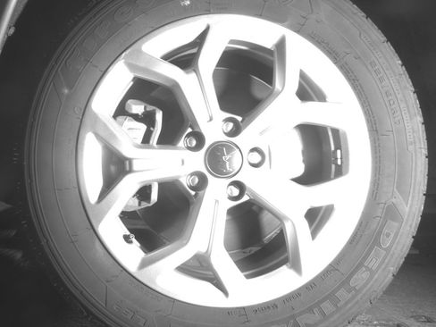 Used 2025 Jeep Compass Latitude image 12