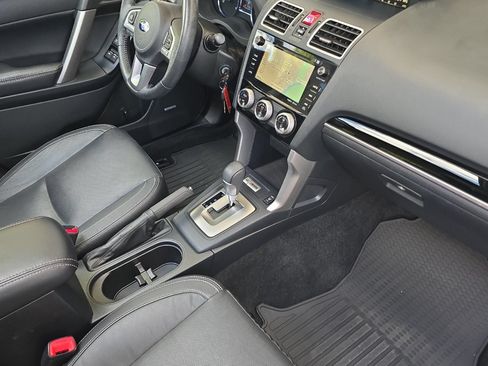 Used 2018 Subaru Forester 2.5i Limited AWD/4WD image 16