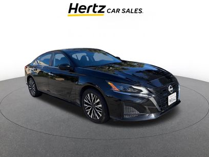 Used 2025 Nissan Altima 2.5 SV
