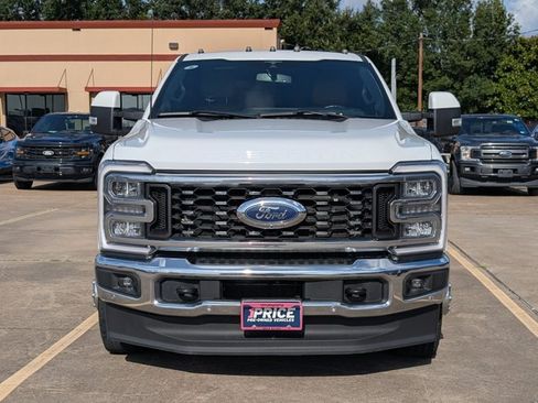 Used 2023 Ford F350 Lariat w/ Lariat Ultimate Package AWD/4WD image 4