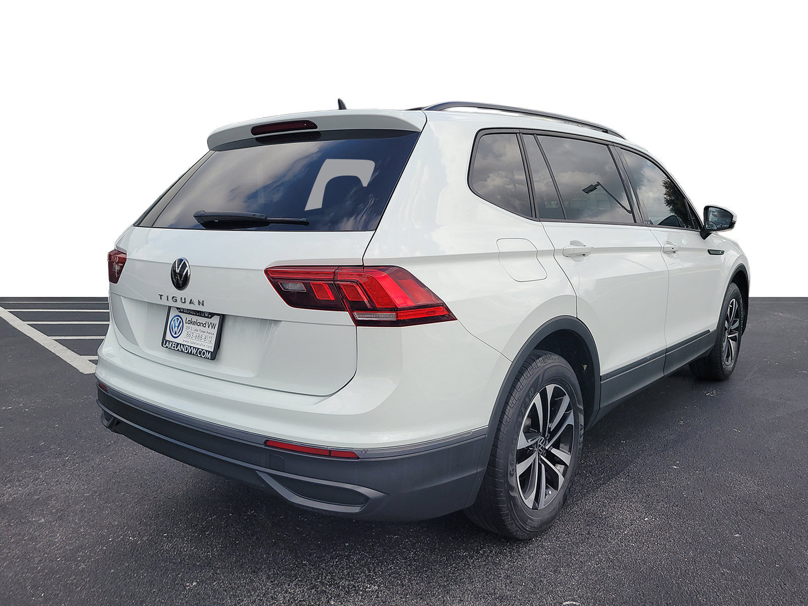 Used 2023 Volkswagen Tiguan S w/ Driver Assistance Package FWD image 3