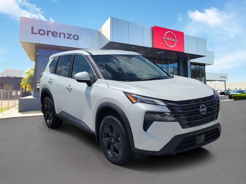 New 2026 Nissan Rogue SV w/ Cold Weather Package FWD image 3