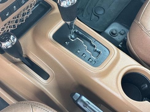 Used 2016 Jeep Wrangler Unlimited Sahara w/ Max Tow Package AWD/4WD image 22