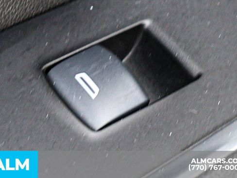 Used 2025 GMC Sierra 1500 SLT image 52