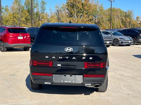 Certified 2025 Hyundai Santa Fe SE image 11